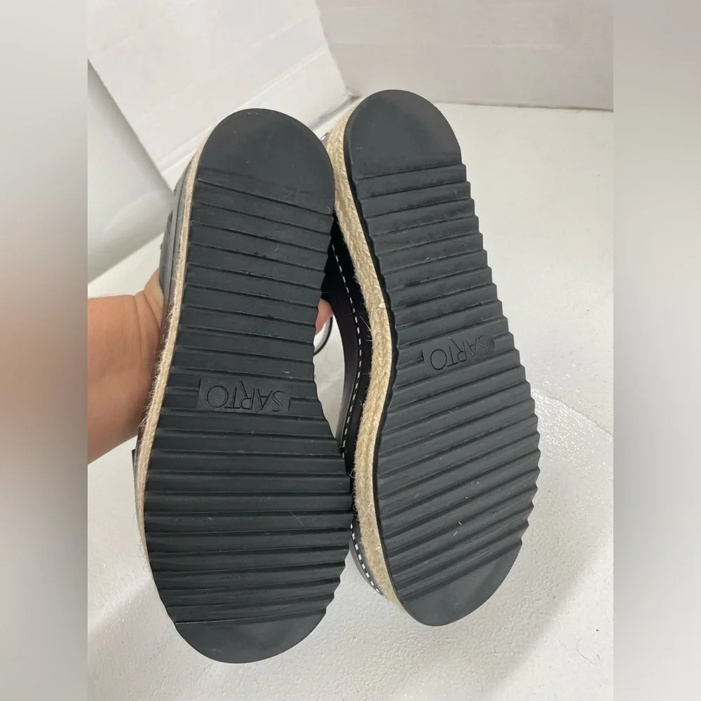 Franco Sarto Platform Sandals - Picture 5 of 6